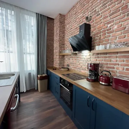 101- Garden, Jacuzzi, Spacious, Luxury House Apartment Ankara
