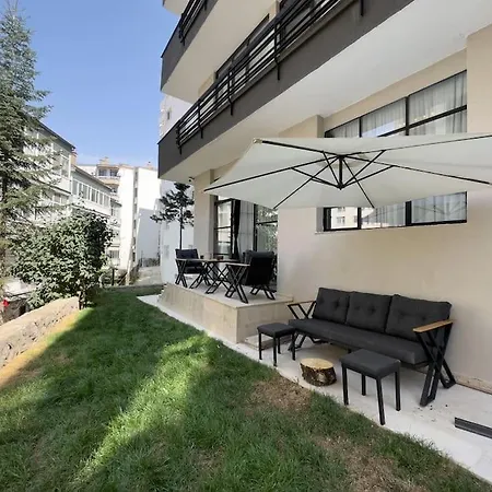 Apartment 101- Garden, Jacuzzi, Spacious, Luxury House Ankara